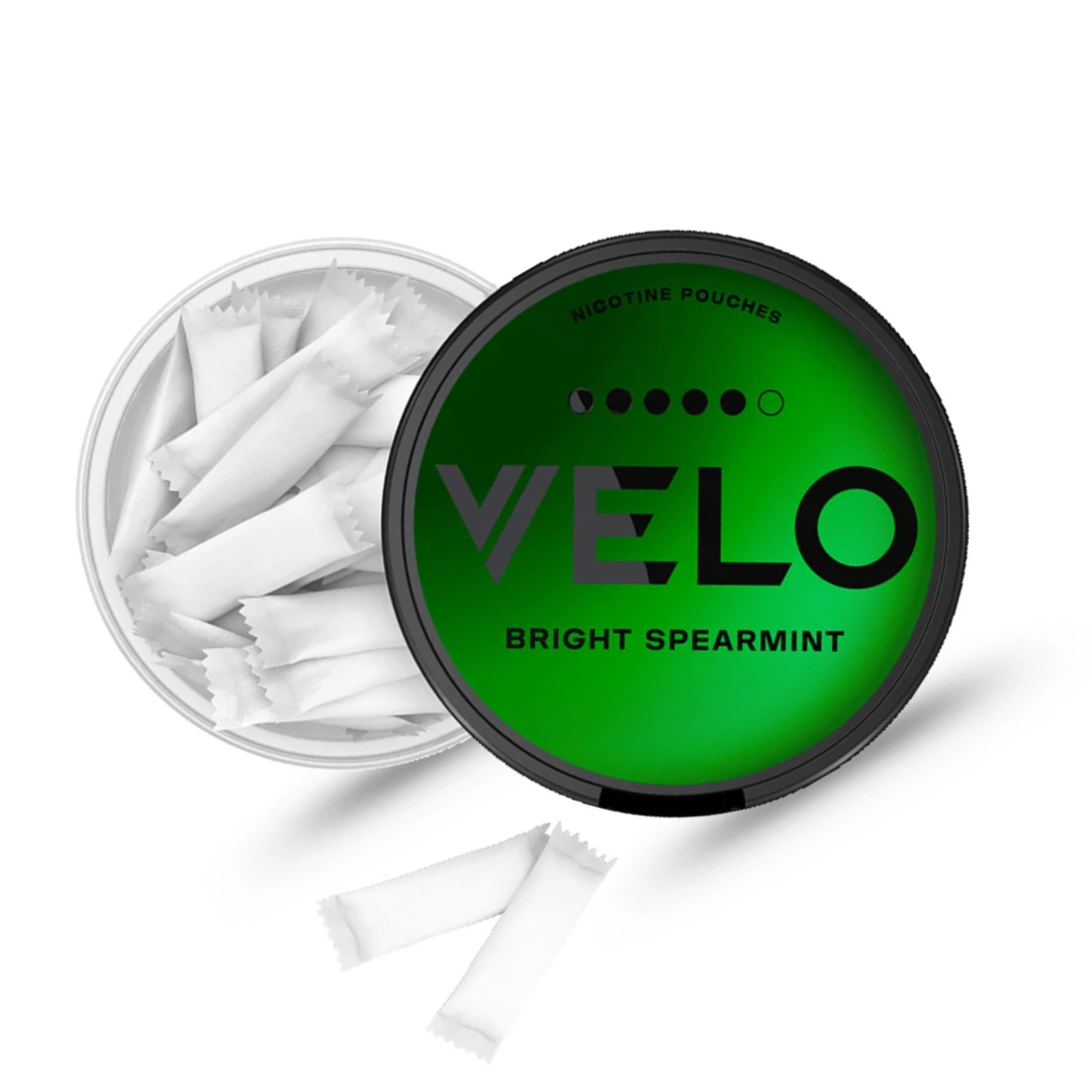 VELO Bright Spearmint Ultra Strong 14mg nicotine pouches, crisp mint flavour, Dubai UAE